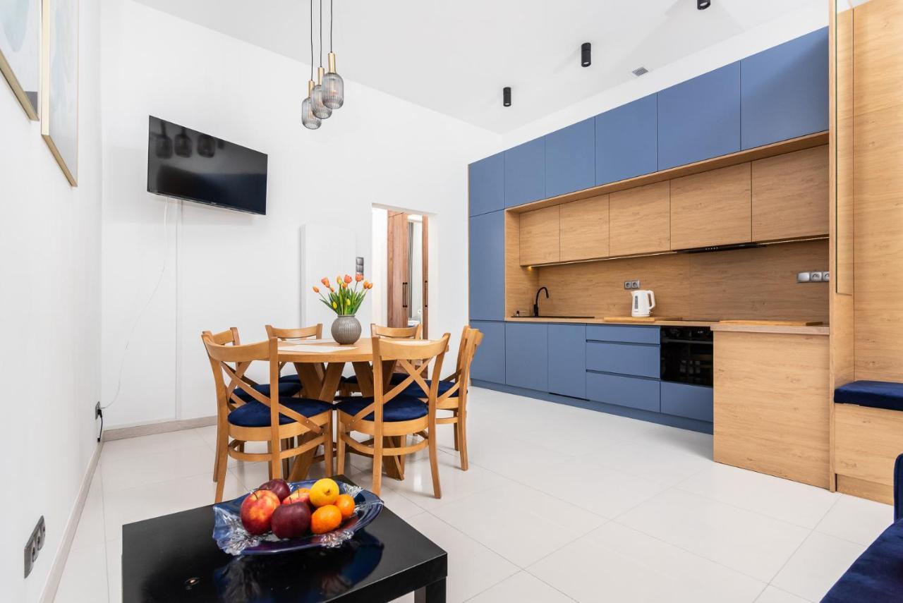 Premium Splendid Old Town Suites - By Upstairs คราคูฟ ภายนอก รูปภาพ