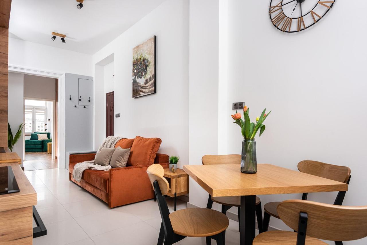 Premium Splendid Old Town Suites - By Upstairs คราคูฟ ภายนอก รูปภาพ